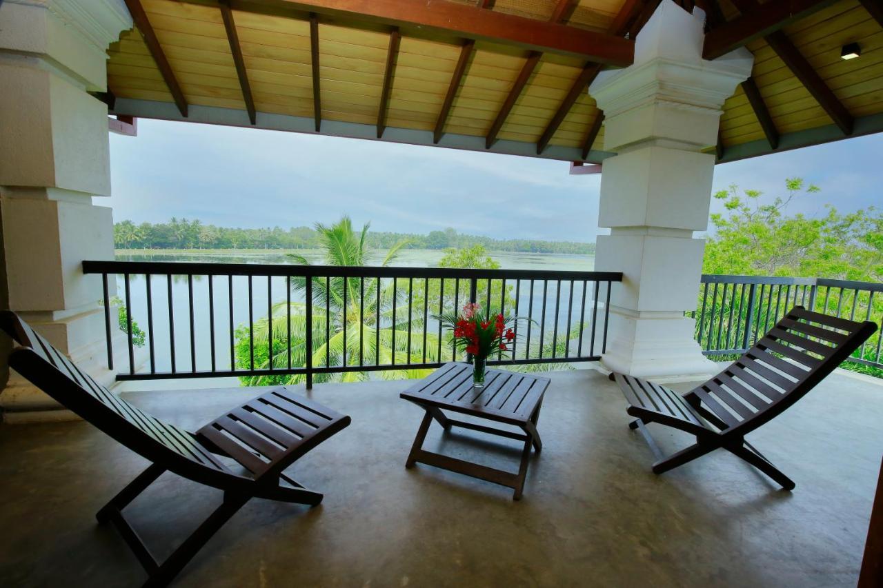Diya Dahara Lake Resort Yala Kültér fotó