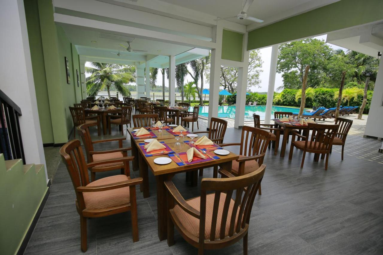 Diya Dahara Lake Resort Yala Kültér fotó