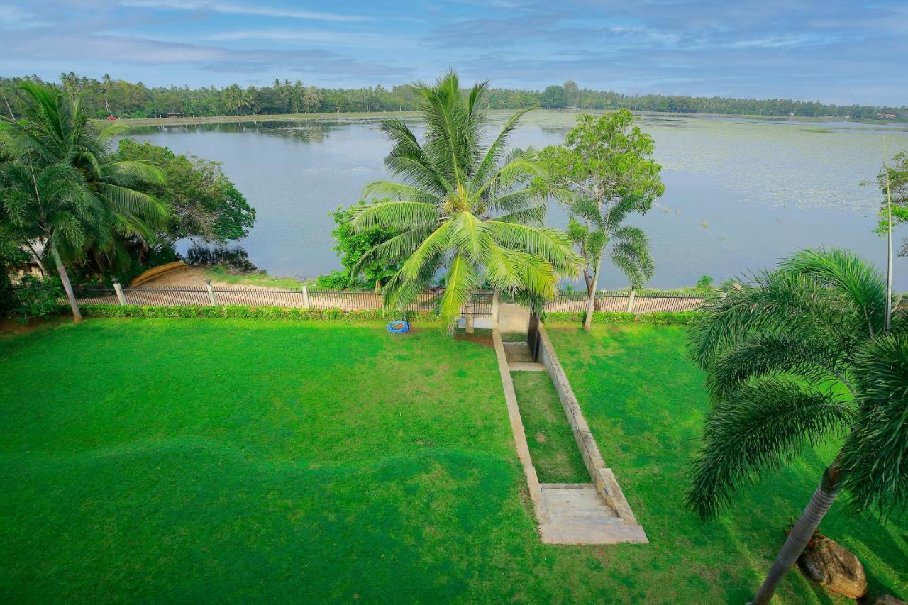 Diya Dahara Lake Resort Yala Kültér fotó