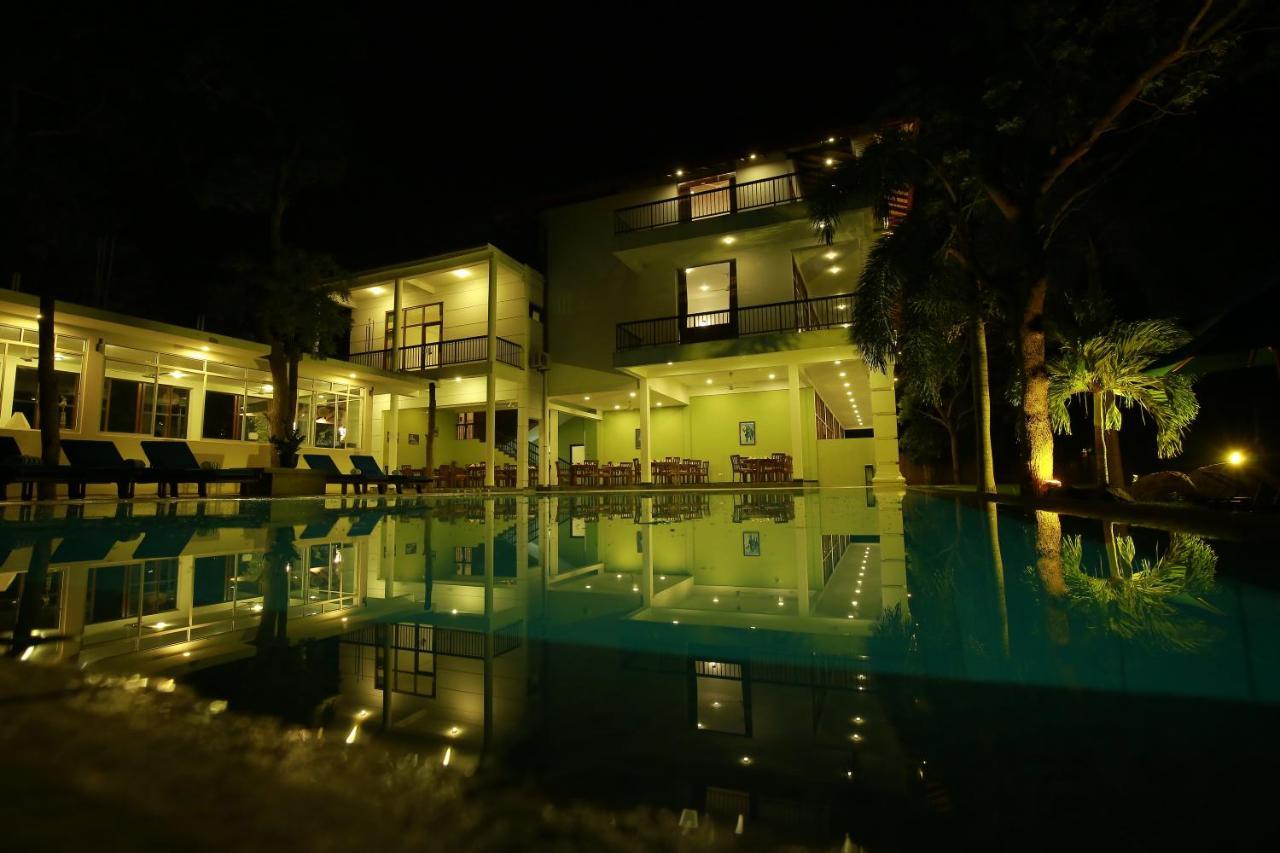 Diya Dahara Lake Resort Yala Kültér fotó