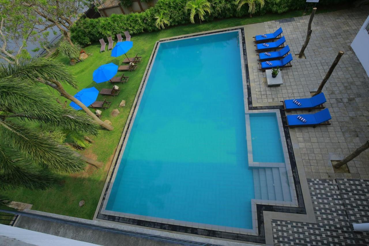 Diya Dahara Lake Resort Yala Kültér fotó