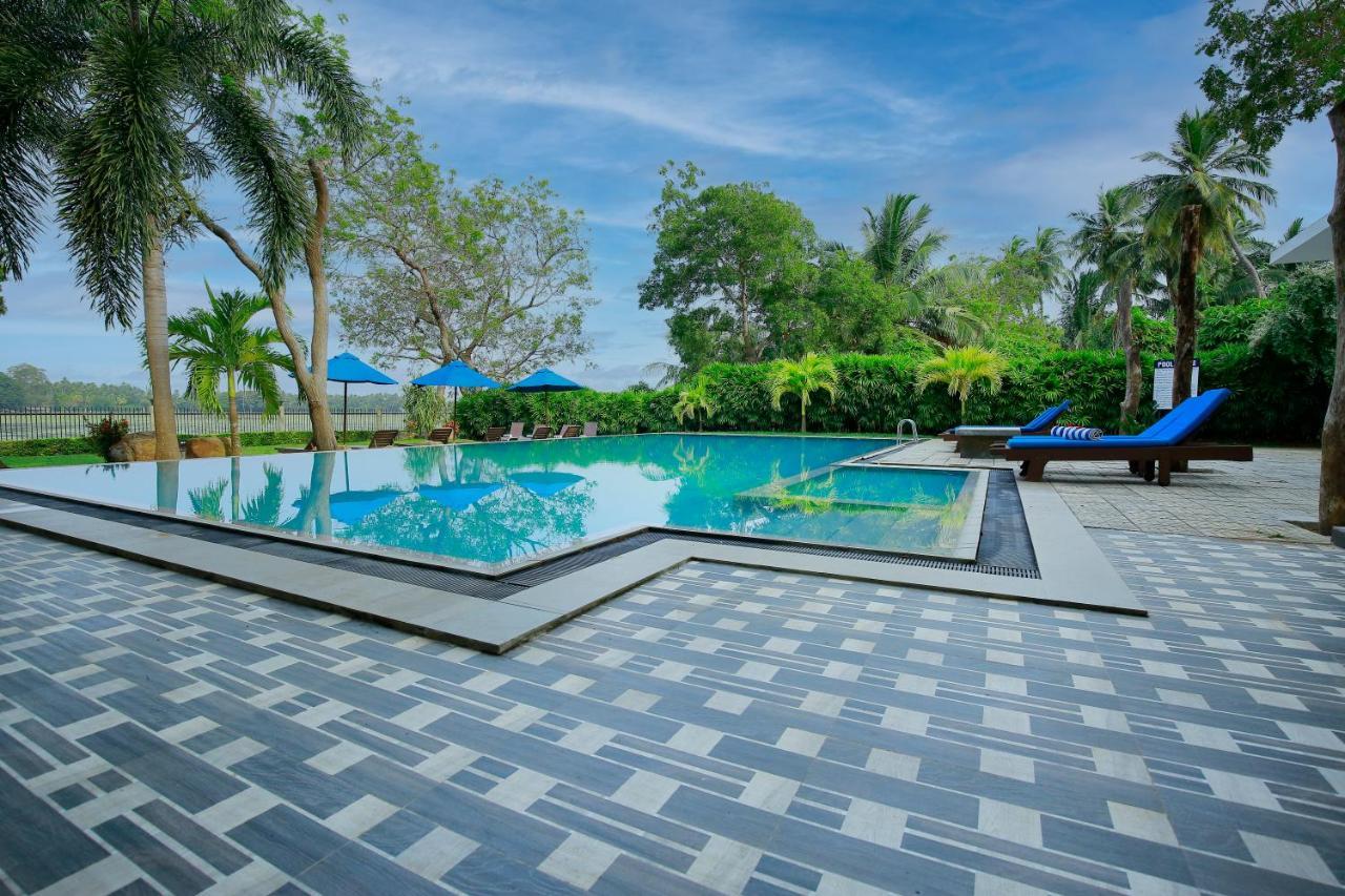 Diya Dahara Lake Resort Yala Kültér fotó