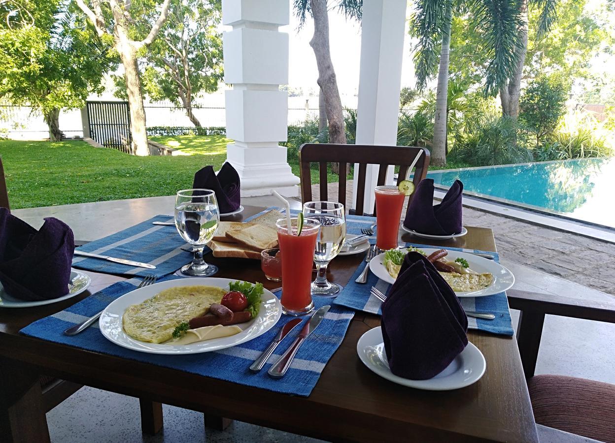 Diya Dahara Lake Resort Yala Kültér fotó